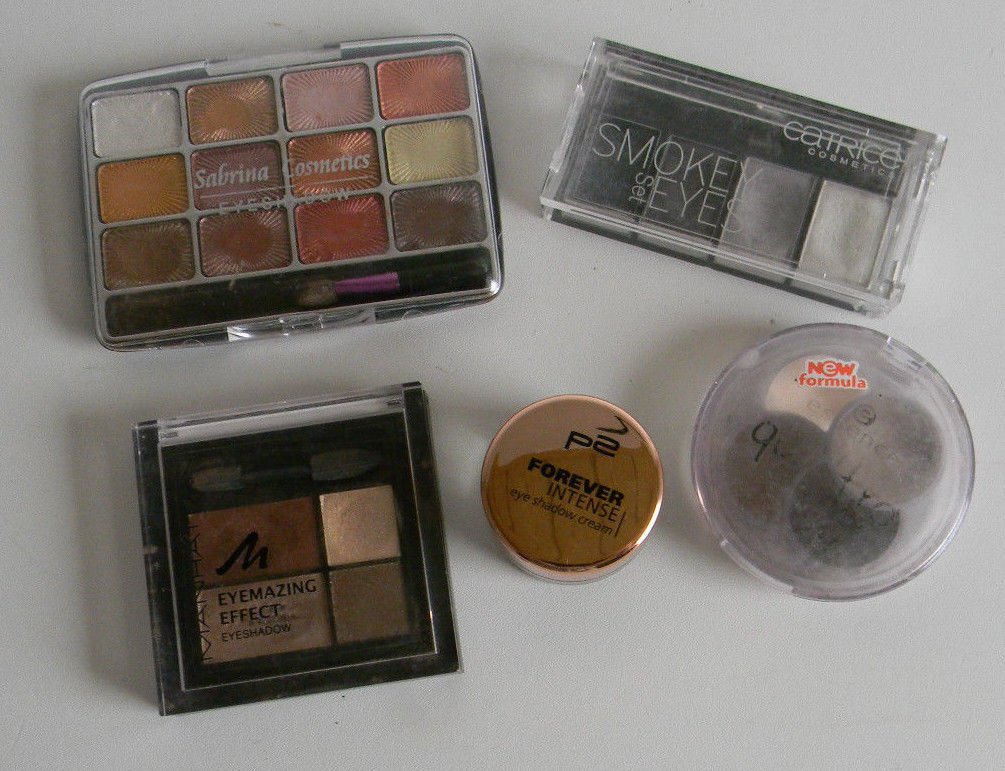 CATRICE MANHATTAN P2 ESSENCE eyeshadow Lidschatten CREMIG 020 Smokey eyes Sabrina cosmetics 
