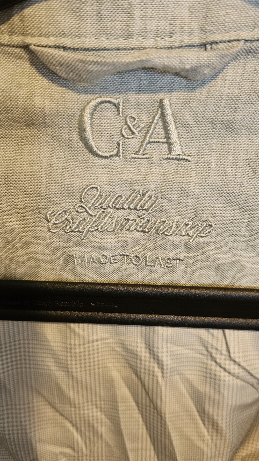 dünne Jacke C&A helles grün