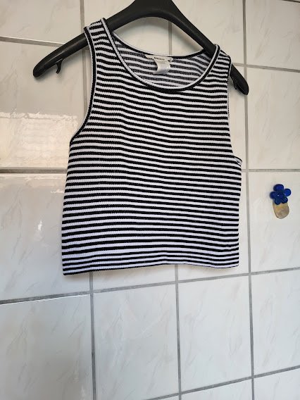 Reserved Kurztop gr. 36 