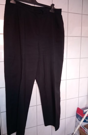 Schwarze Hose gr. 46 