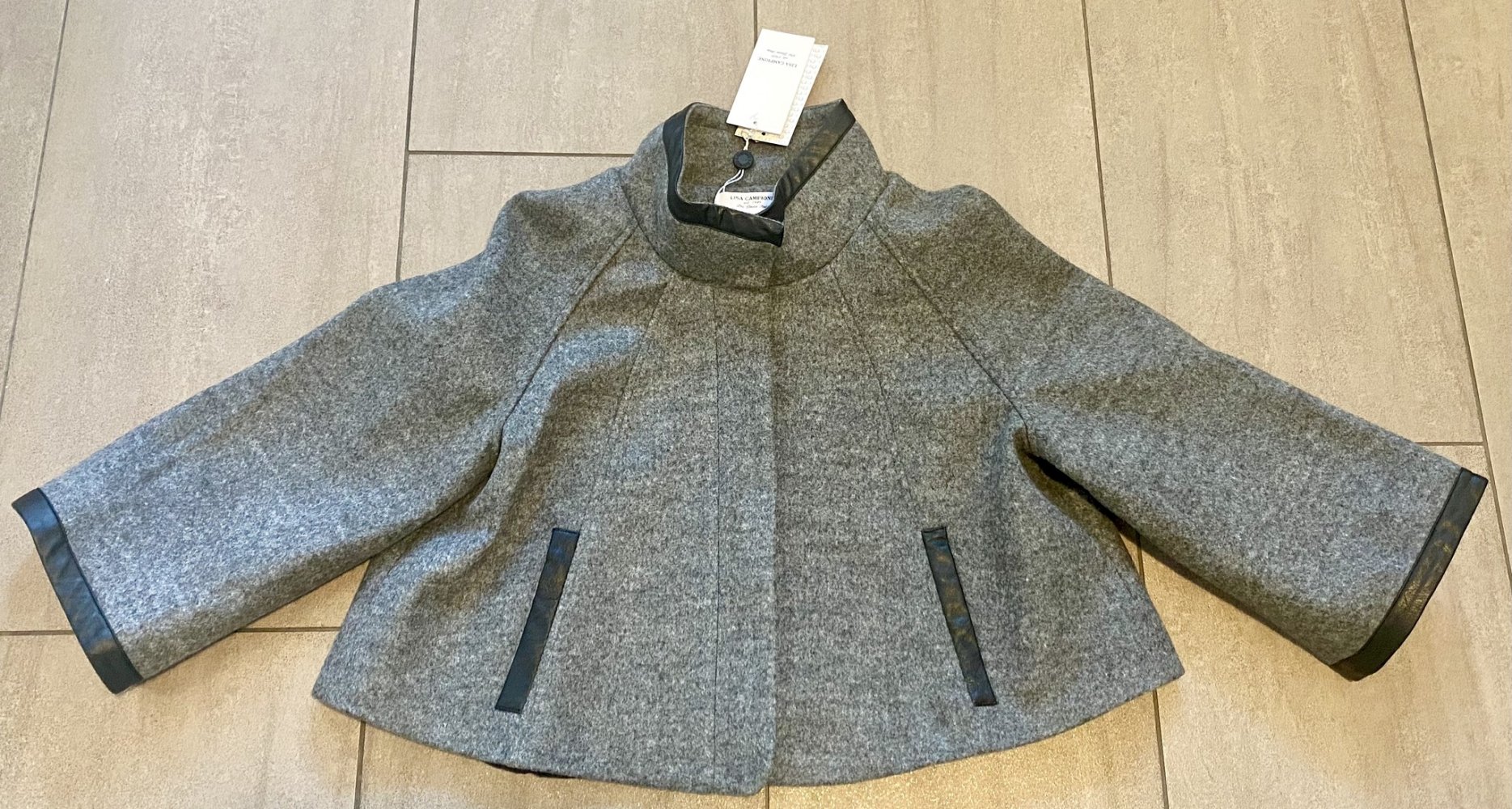 NEU Damen Mantel kurze Jacke Gr.38 Grau/Schwarz von Lisa Campione (Made in Italy)