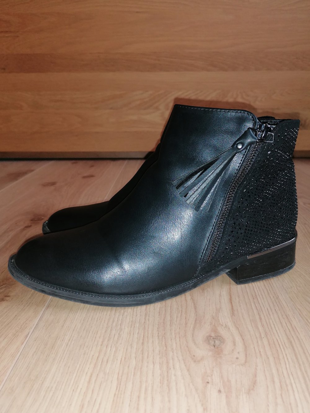Claudia Ghizzani Damen Stiefeletten mit Reißverschluss Gr. 41