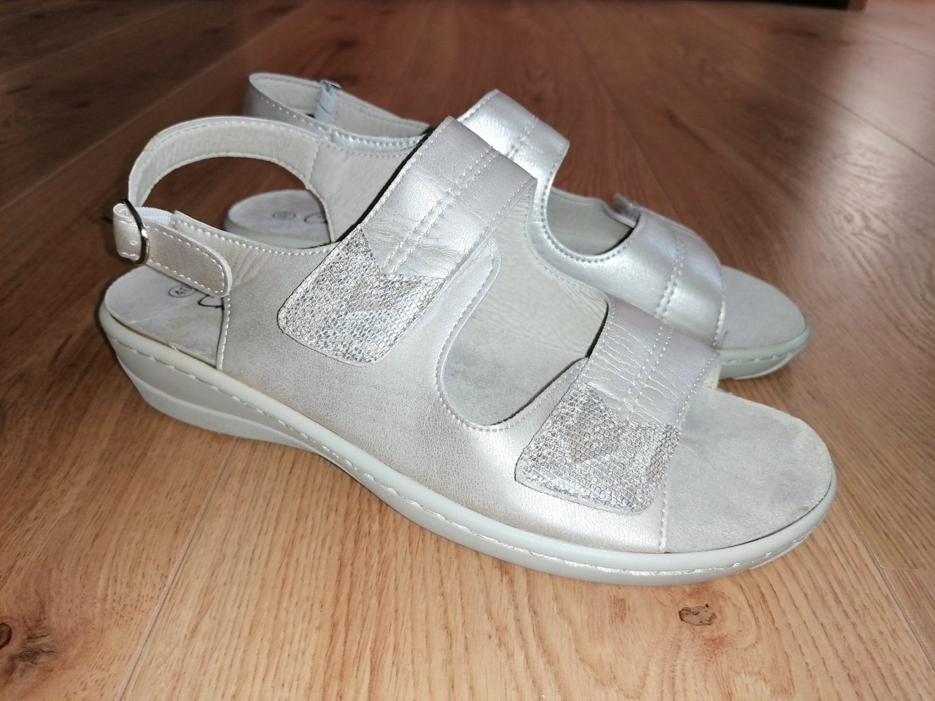 Charmosa Damen Sandalen Sandaletten Klettsandalen Gr. 40