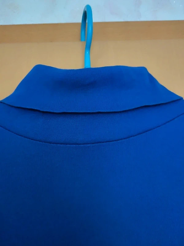 blauer Rollkragenpullover Gr.44/46