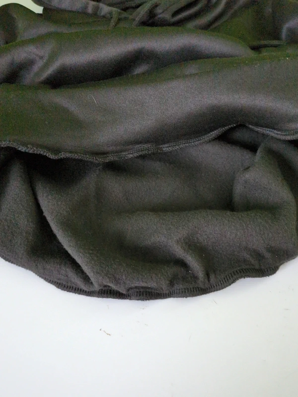 schwarzer Hoodie/ Kapuzenpulli  Gr. 164