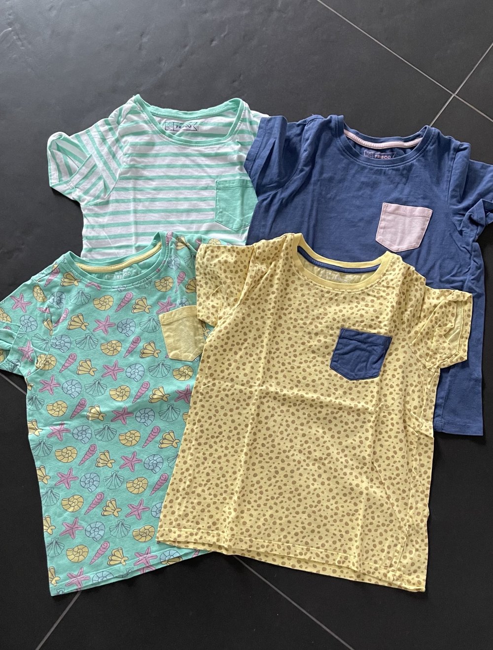 T-Shirt von Friboo Größe 134/140