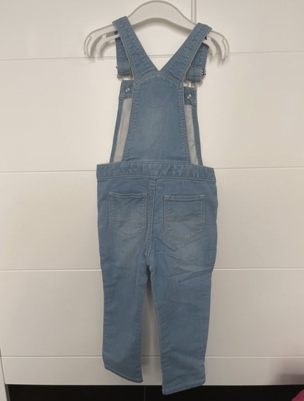 Latzhose von GAP Größe 2 Jahre