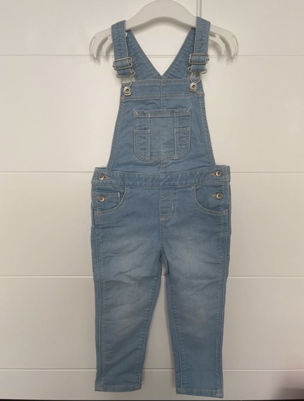 Latzhose von GAP Größe 2 Jahre