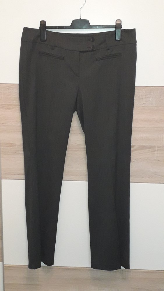 Stoffhose, grau mit leichten Nadelstreifen, Gr 46/34, s.Oliver 