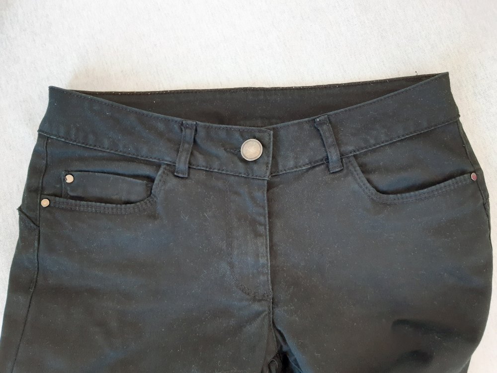 schwarze Jeans Gr: 34/36