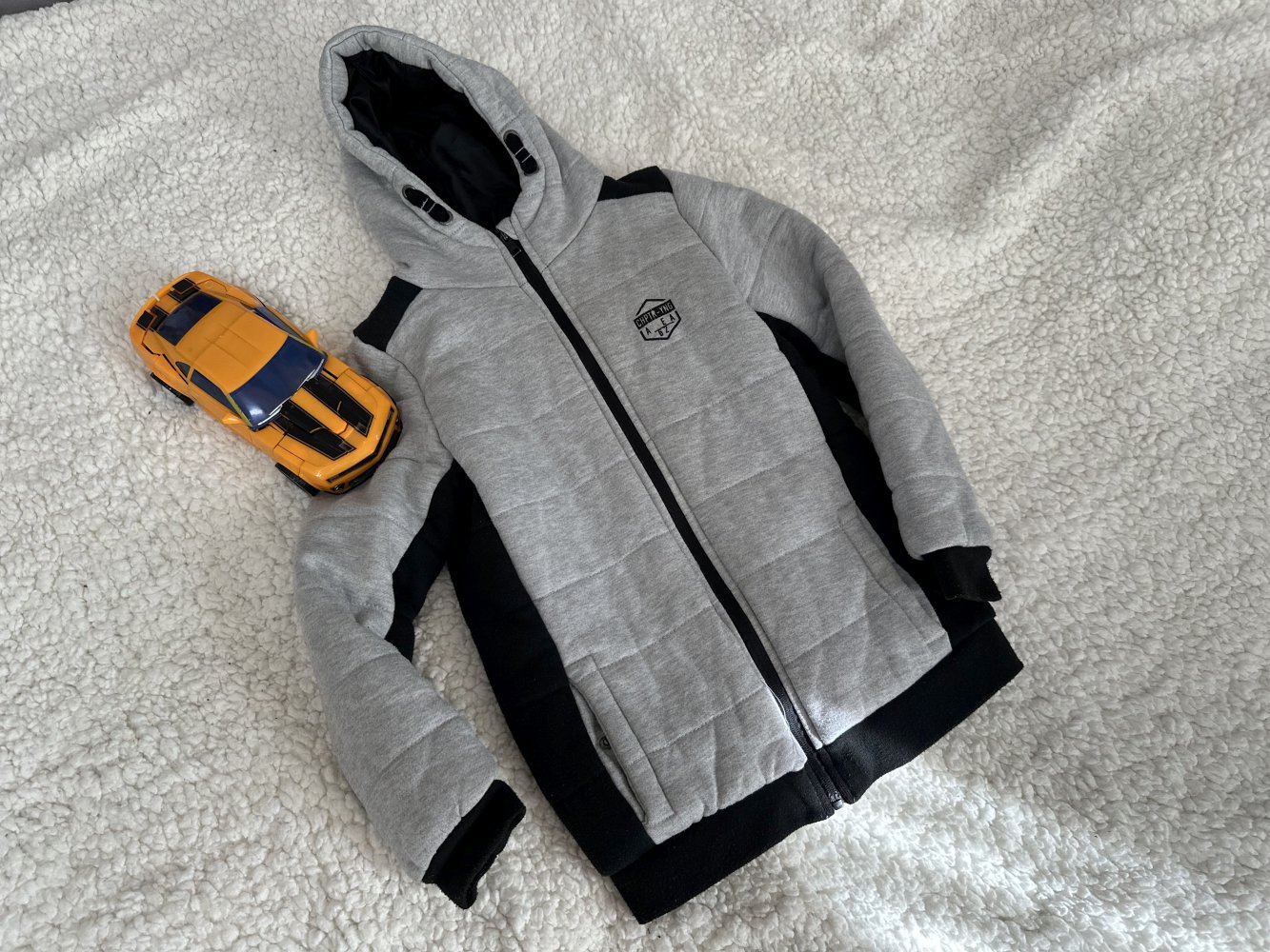 * Kapuzenjacke * Chapter Young * Buben * Gr. 146/152 (etwas dicker)