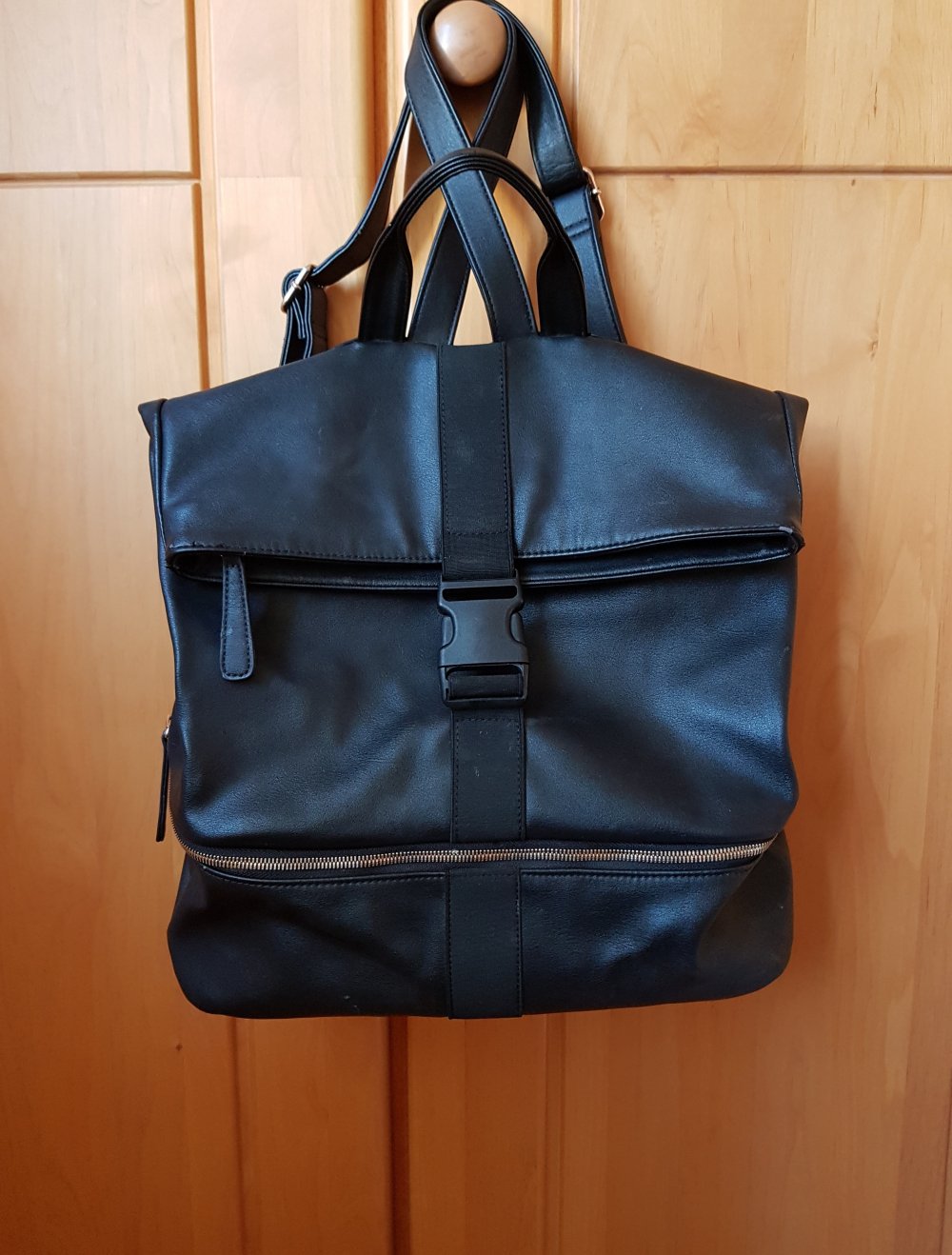 Sisley  Kunstleder Rucksack schwarz