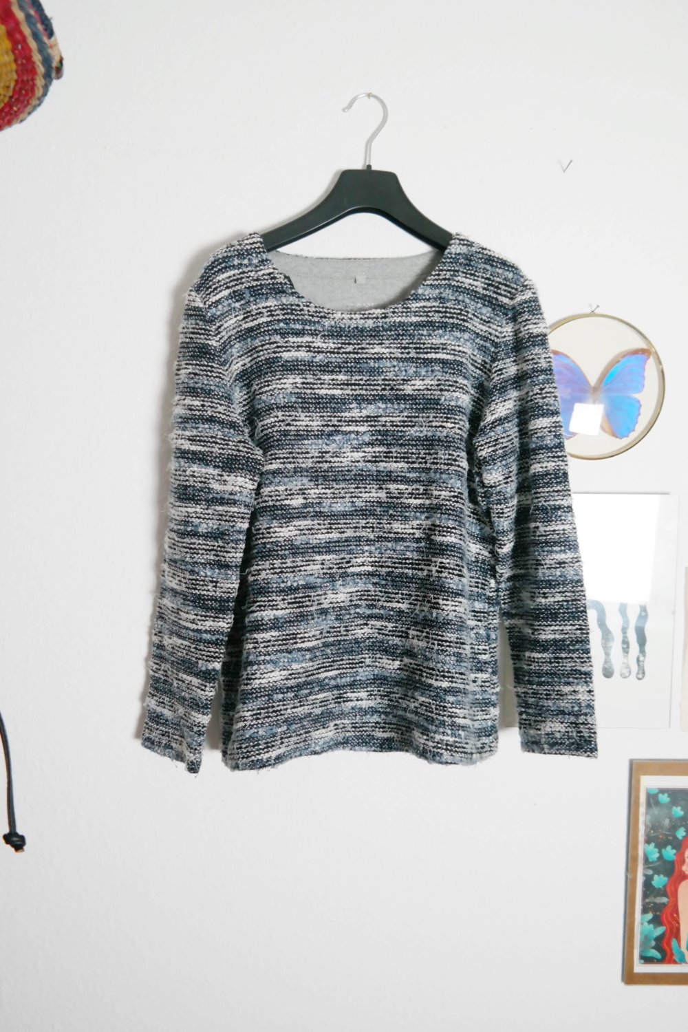 Pullover Boucle meliert weiß schwarz Blau Wolllook 42 XL Strickpullover