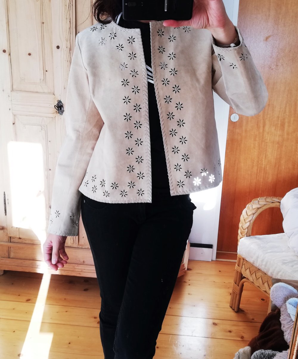 Echtlederjacke Blazer Lochmuster Blumen beige Lederjacke Lederblazer Hippie elegant XL 42 L 40