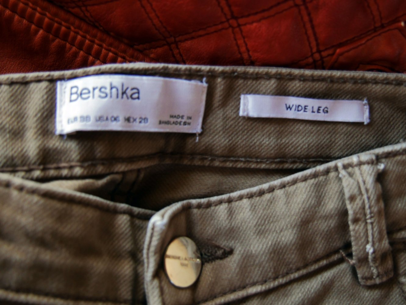 Bershka Wide leg Jeanshose braun High Waist 38 M