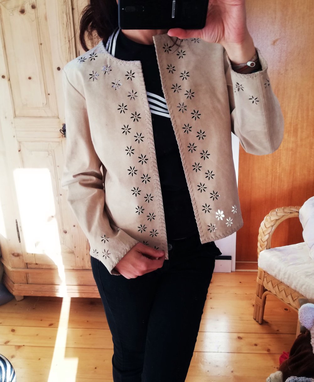 Echtlederjacke Blazer Lochmuster Blumen beige Lederjacke Lederblazer Hippie elegant XL 42 L 40