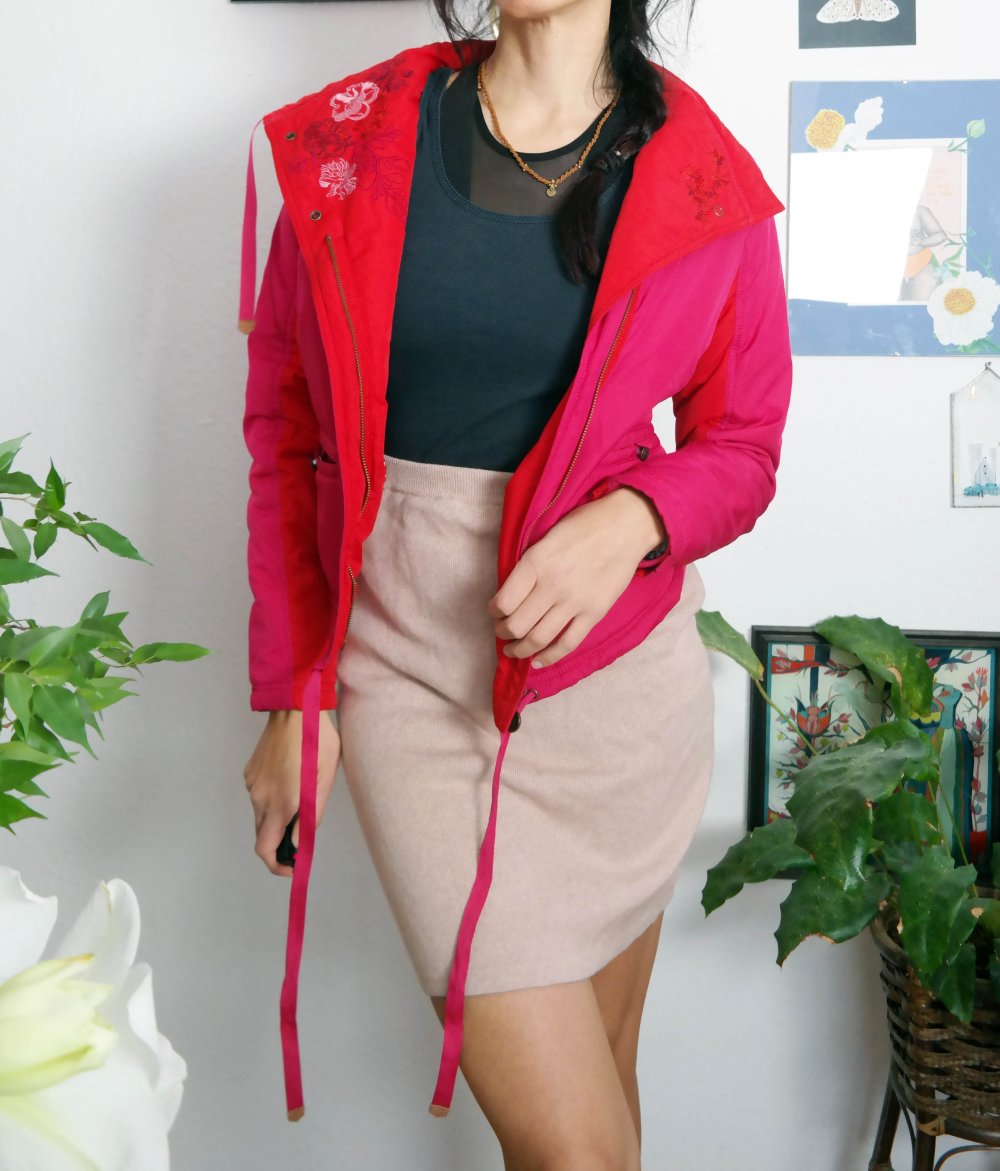 Oilily Jacke Kurzjacke Stickerei bestickt Blumen rot pink M 38