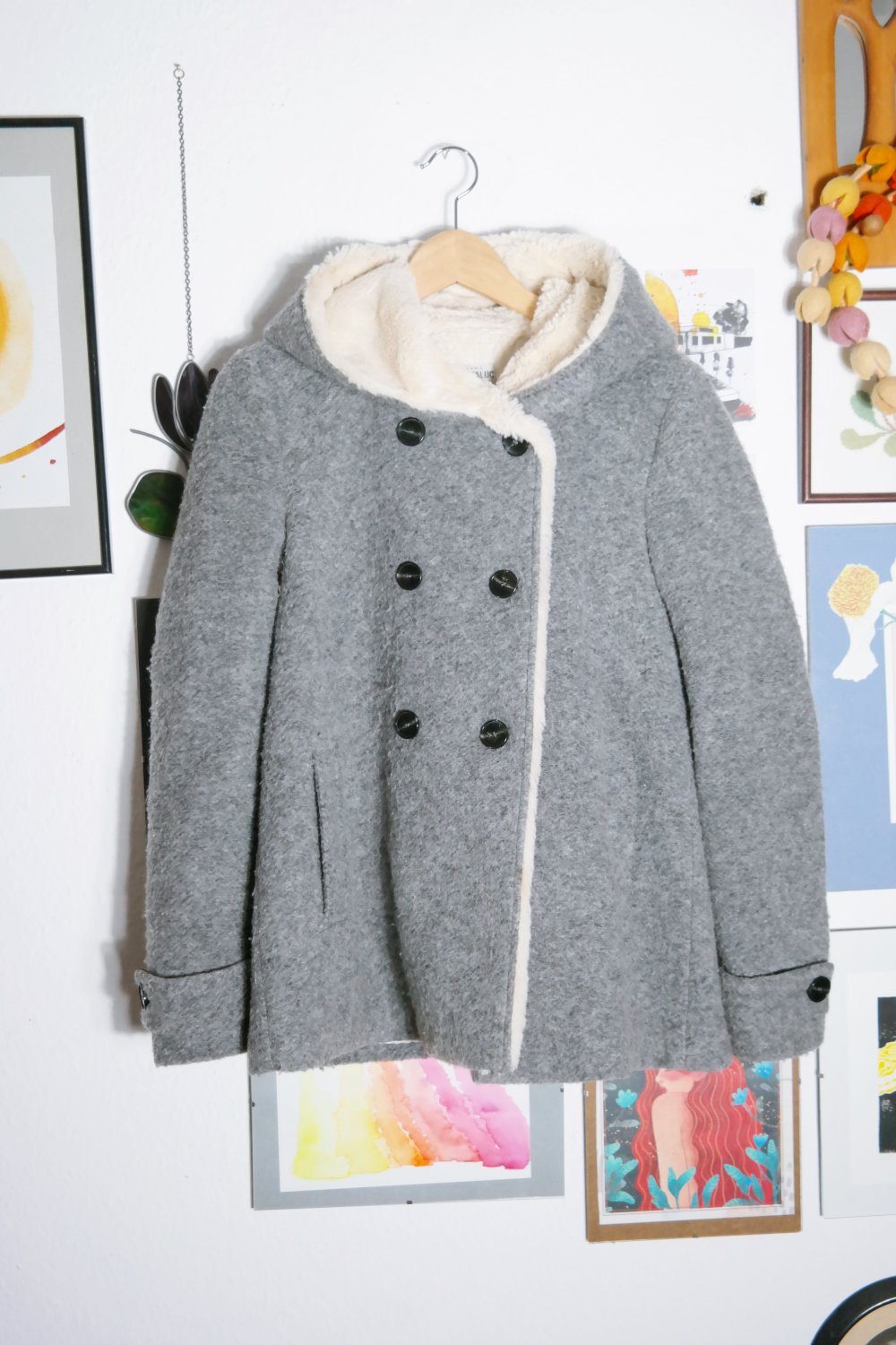 Zara Jacke gefüttert Wolle Wolljacke grau Teddyjacke Teddyfell Kapuze Dufflecoat XS S M 34 36 38