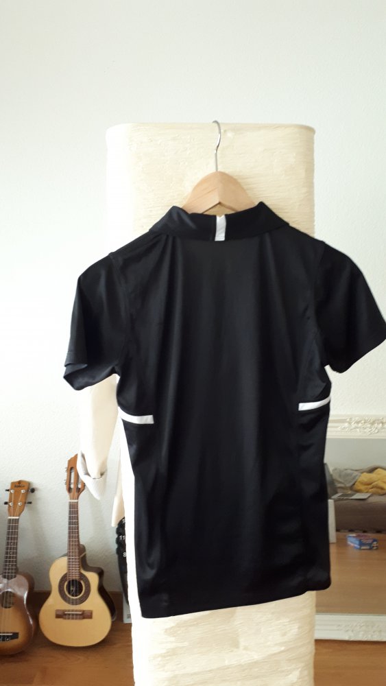 Hervorragendes NIKE Sport- Poloshirt, Gr. S/M