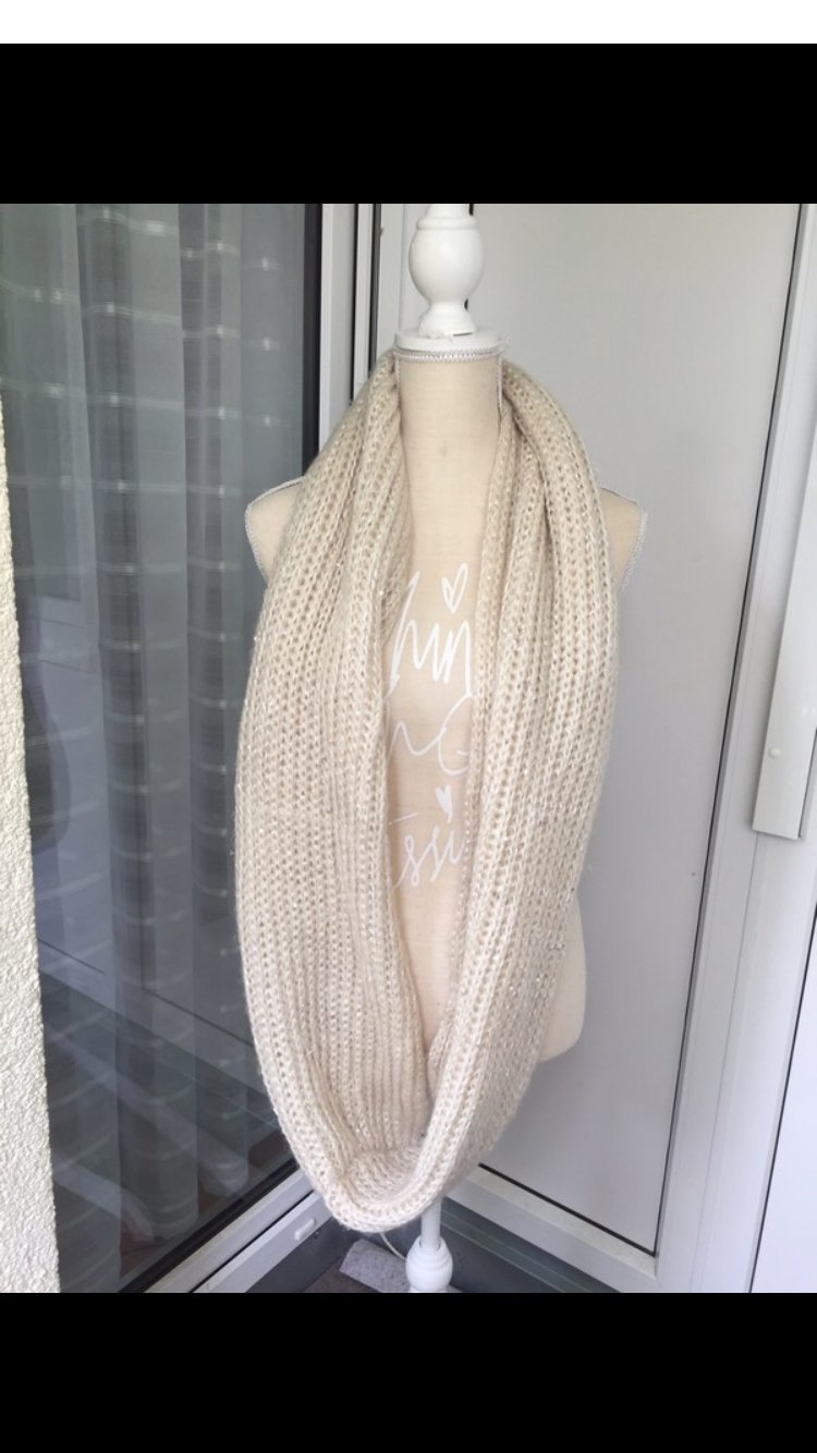 Naturweißes Schlauch Schal 