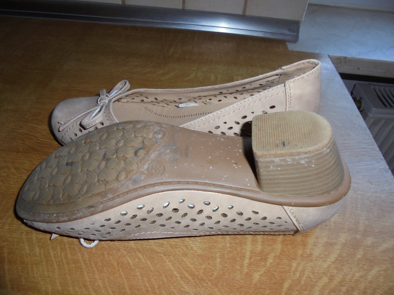 Damen Halbschuh mit Schleife  beige Gr. 36 von Sylvine