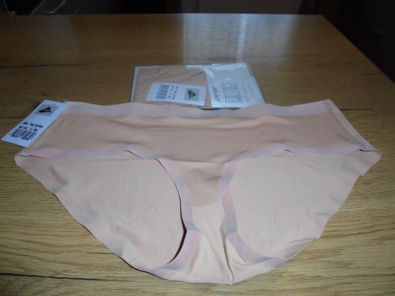 NEU: 2 Stück Damen Slips- Pantys haut Gr. L/XL v. Slip-Slap nahtlos