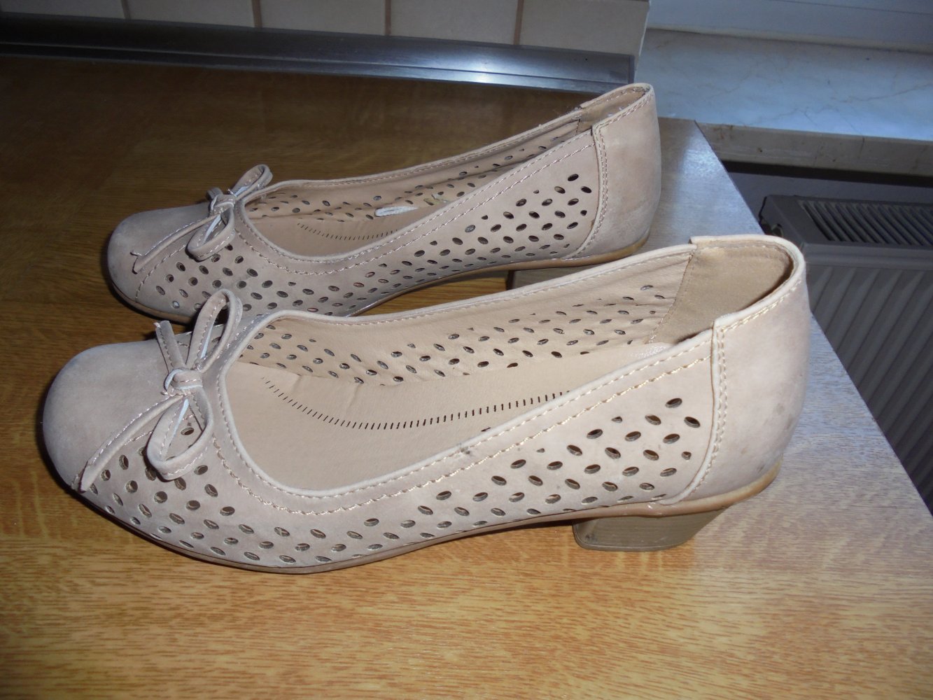 Damen Halbschuh mit Schleife  beige Gr. 36 von Sylvine