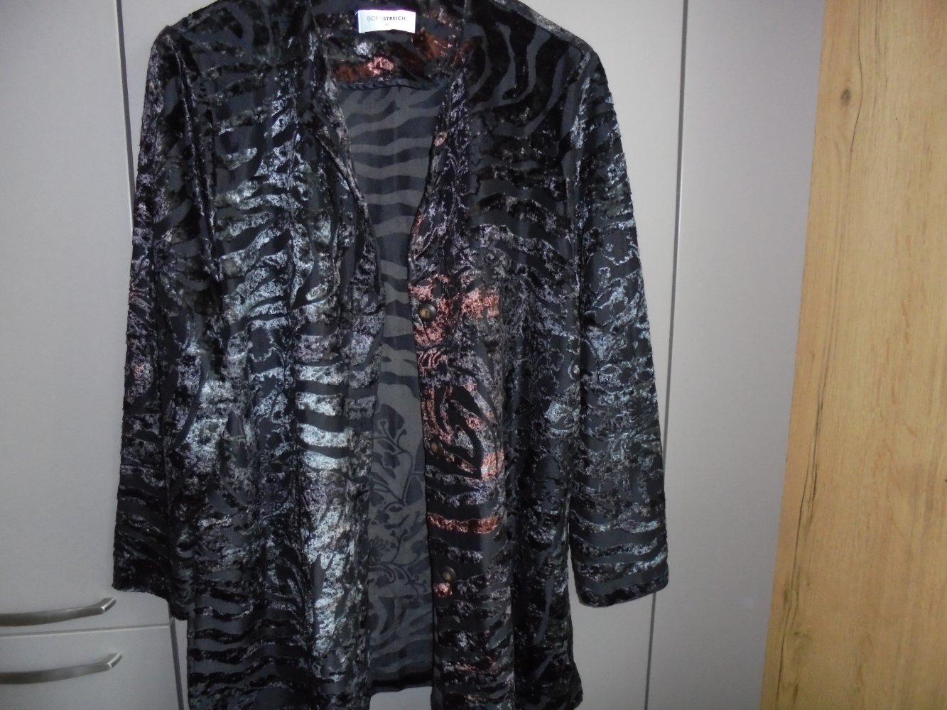 NEU: Damen Longjacke schwarz-braun gemustert Gr. 42-44 v. Doris Streich