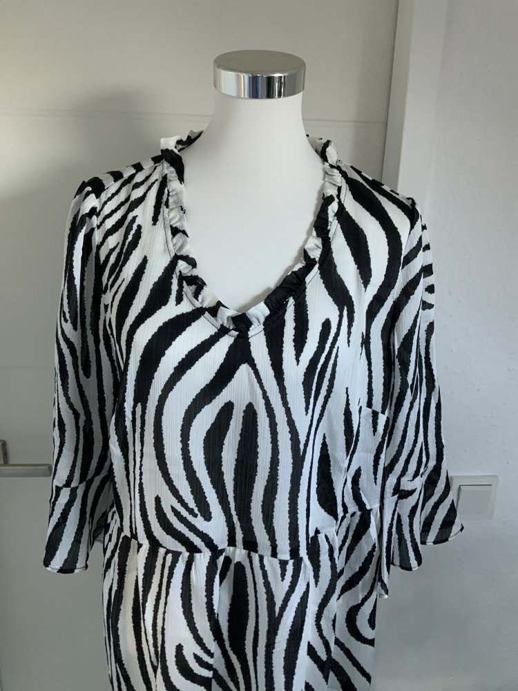 Schwarz / weiße Bluse in gr. 42 