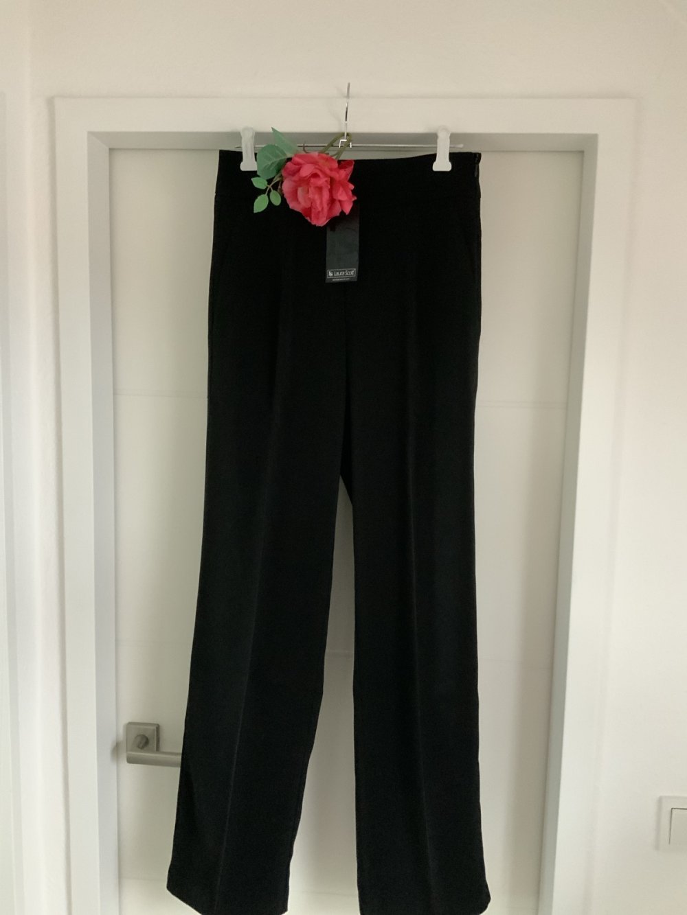 Nagelneue Hose gr. 32/34/ neu mit Etikett 