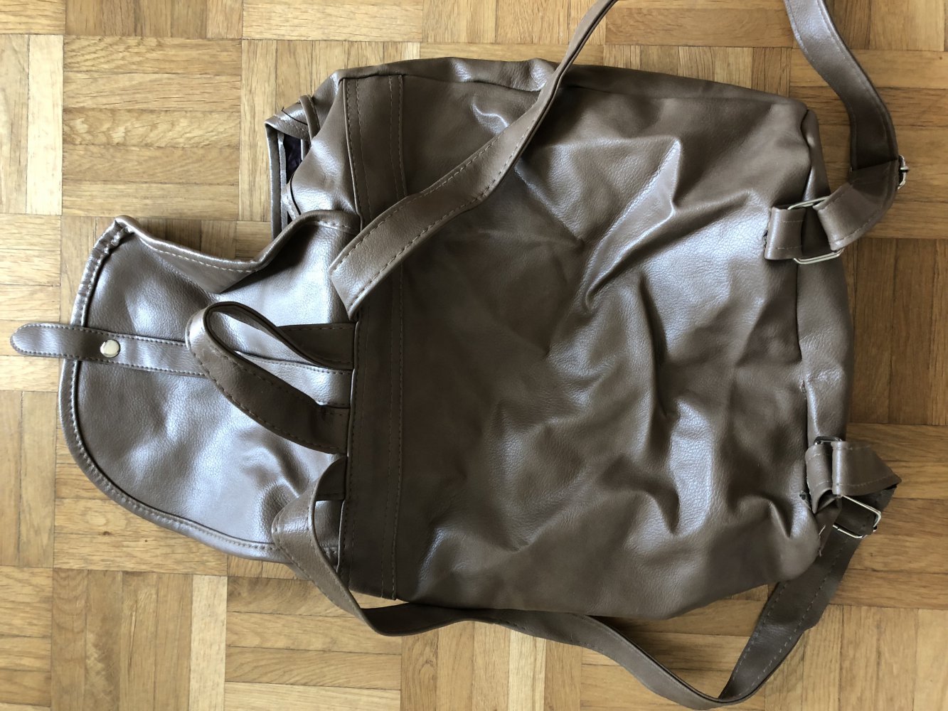hellbrauner Rucksack