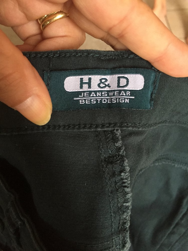 2 H&D Fashion Straight Leg Jeans Gr.L creme / grün schmal geschnitten