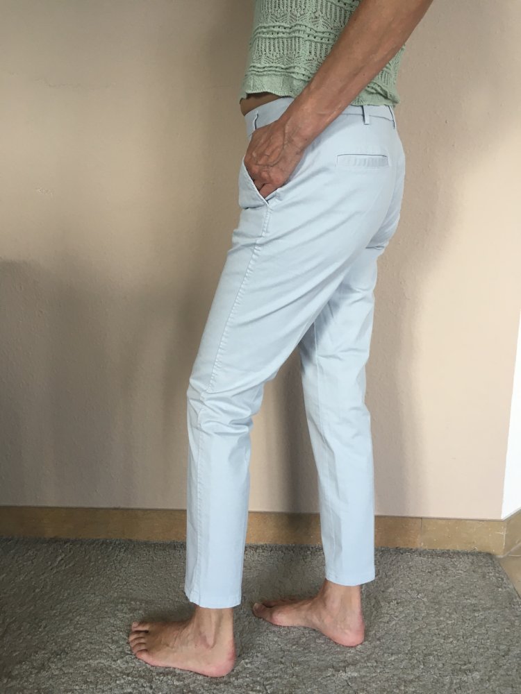 United Colors of Benetton Chinos Sommerhose Gr.36 Pastell mint Farben, lässig lockerer Schnitt, wie neu