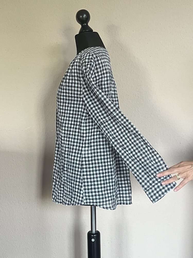 Joop Bluse Gr.S kragenlos kariert schwarz weiß luftig und lässiger Schnitt mit Rückenfalte