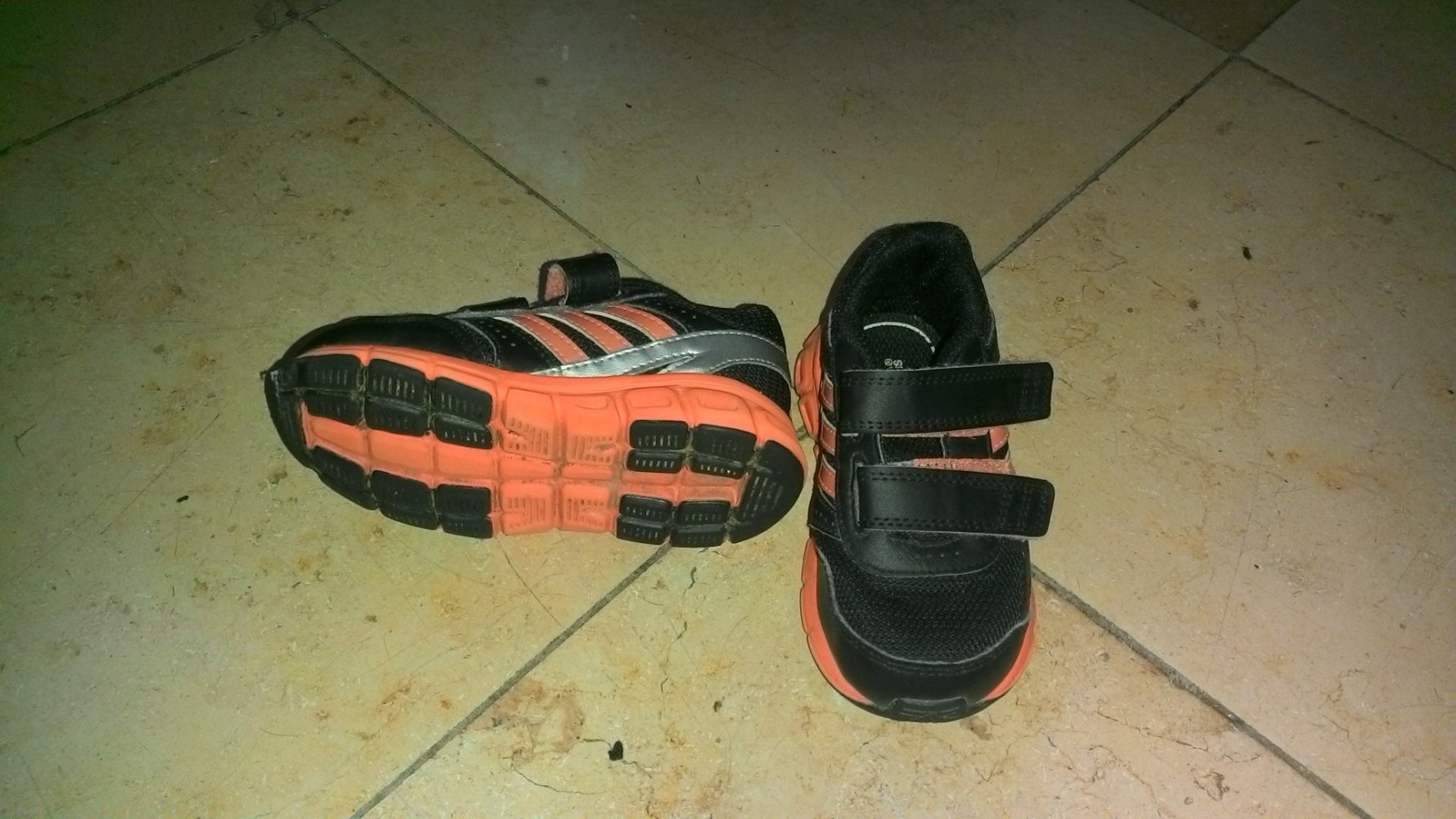 Schuhe Ortholite von adidas, schwarz/orange, Größe 22