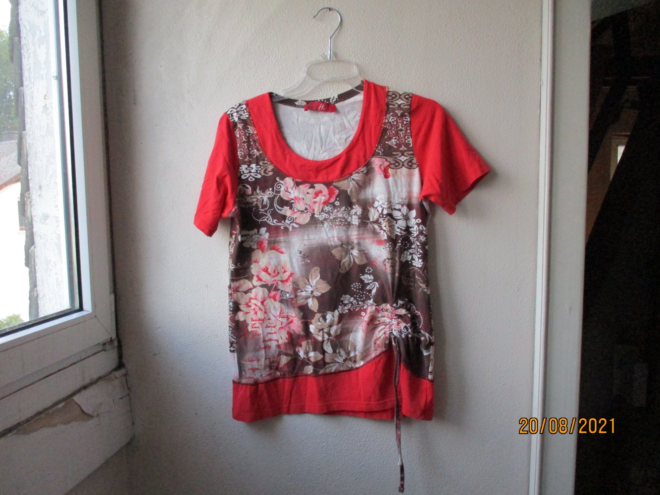 Shirt von Lea H. , bunt, Größe M