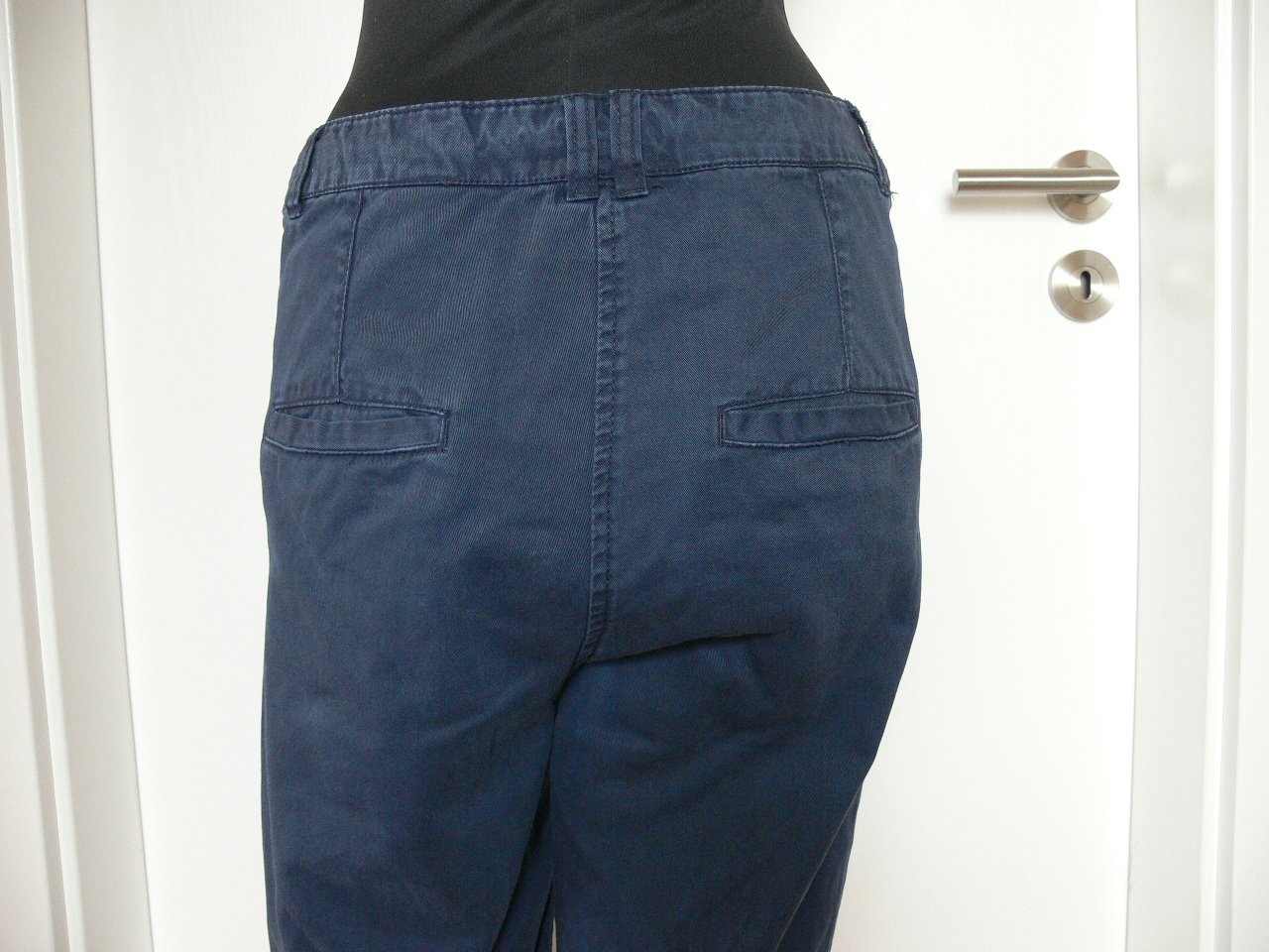 tolle Chino von H&M dunkelblau Gr. 36 Boyfriend