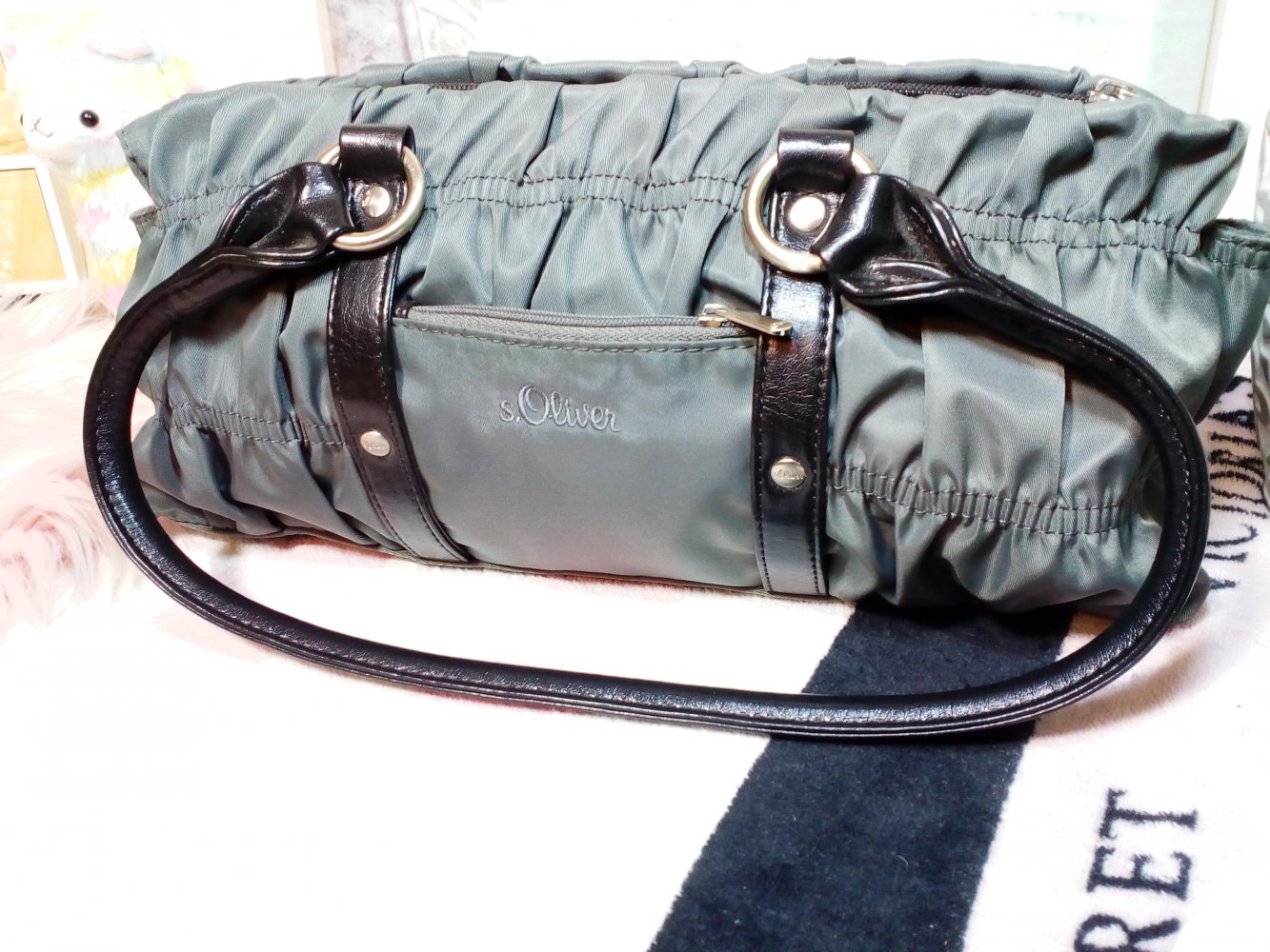 TOP! Exklusive s.Oliver Damen Handtasche gerafft Grau Schwarz Luxus Designer Tasche Grey Bag