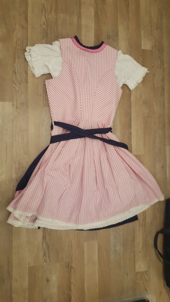 Dirndl rosa/blau