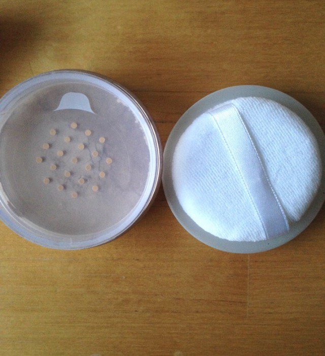 Loser Gesichtspuder von Yves Rocher NEU