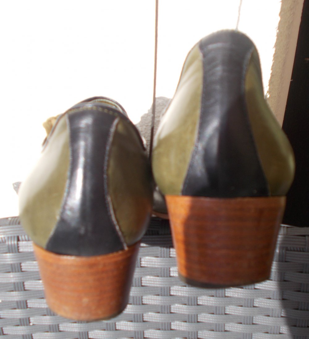 Trachtenpumps Hans Behr olivgrün Gr. 39