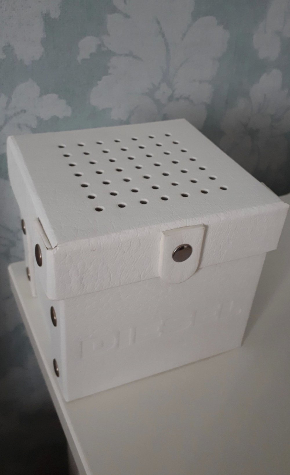 Originale Diesel Uhr mit Lederarmband. Unisex