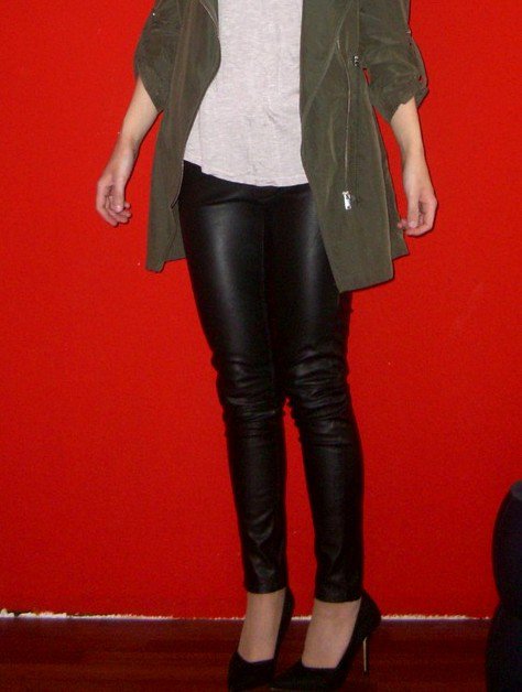 NEU LEDERHOSE BIKERHOSE RÖHRENHOSE SKINNY LOWWAISTE BASIC SLIMFIT 34/XS UNGETRAGEN