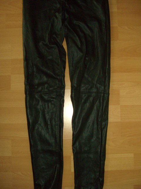 NEU LEDERHOSE BIKERHOSE RÖHRENHOSE SKINNY LOWWAISTE BASIC SLIMFIT 34/XS UNGETRAGEN