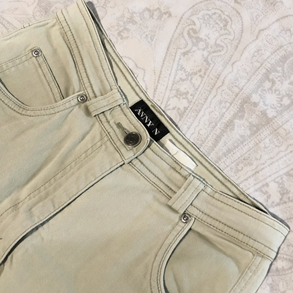 Lindgrüne vintage highwaist Änny Momjeans
