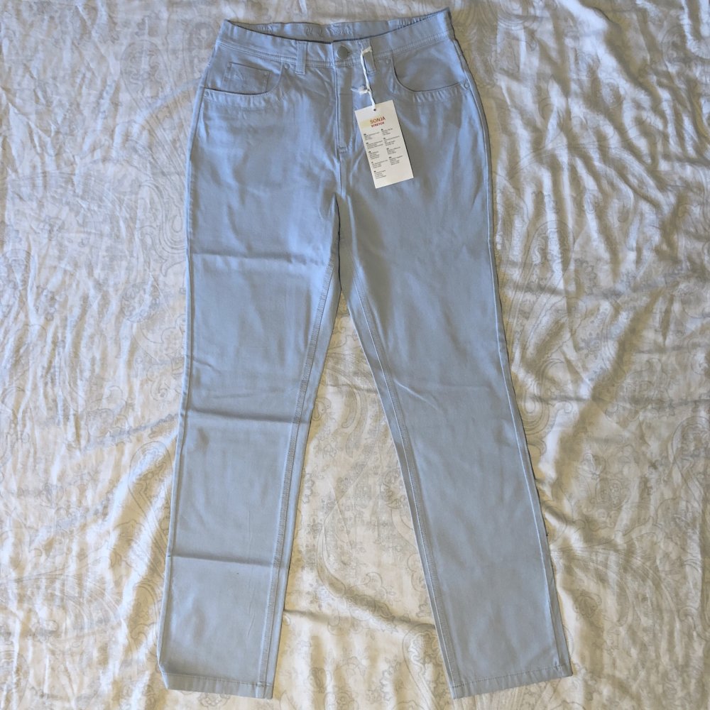 Highwaist stretch Hose mit geradem Schnitt und Stickerei