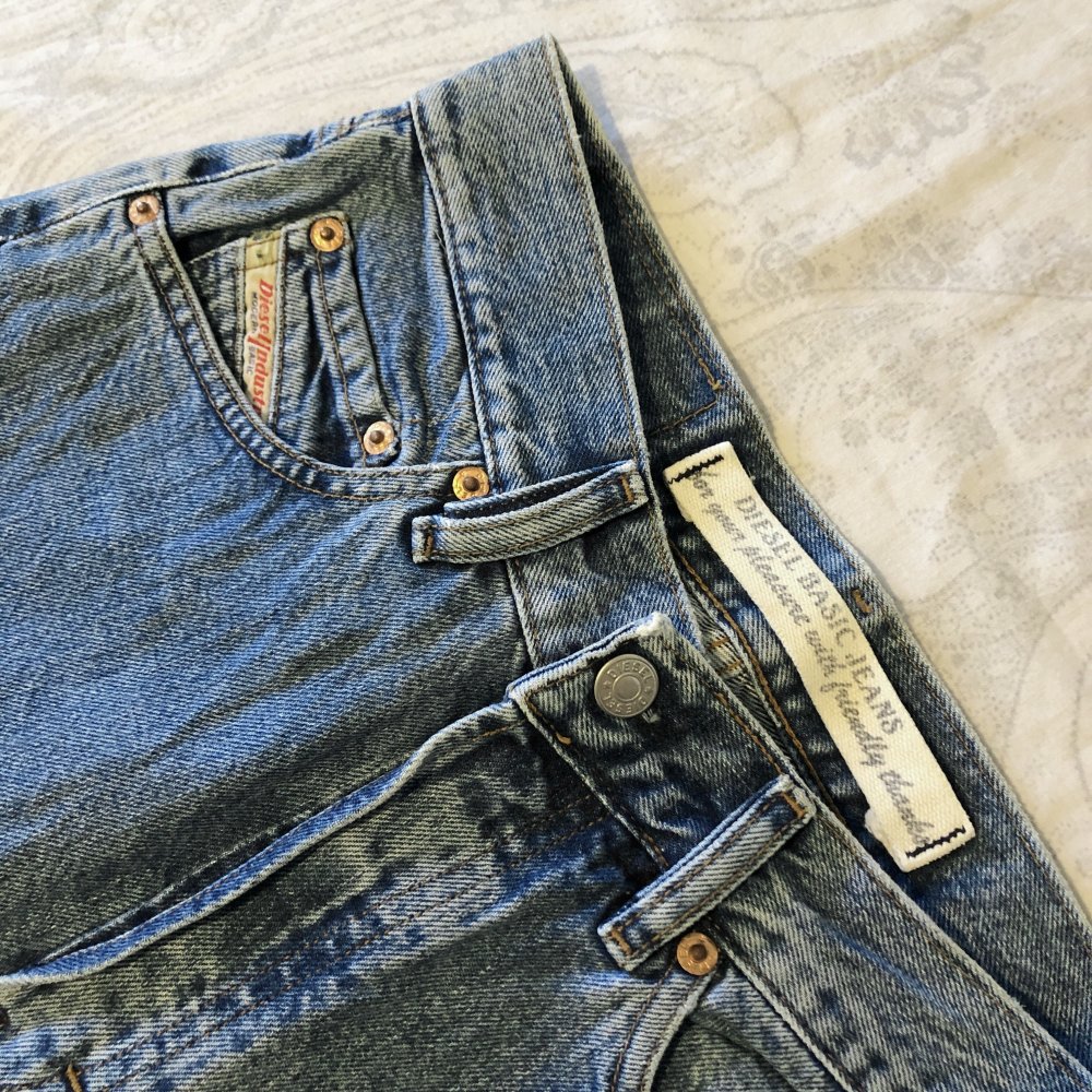 Original vintage Diesel highwaist Jeans mit geradem Bein