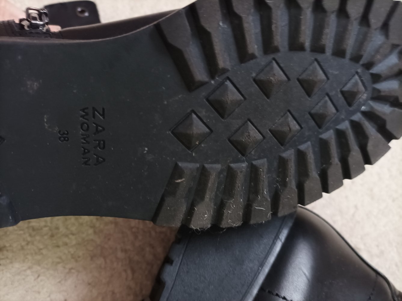 ZARA Woman Plateau Stiefeletten Schnürstiefel Gr. 38 schwarz