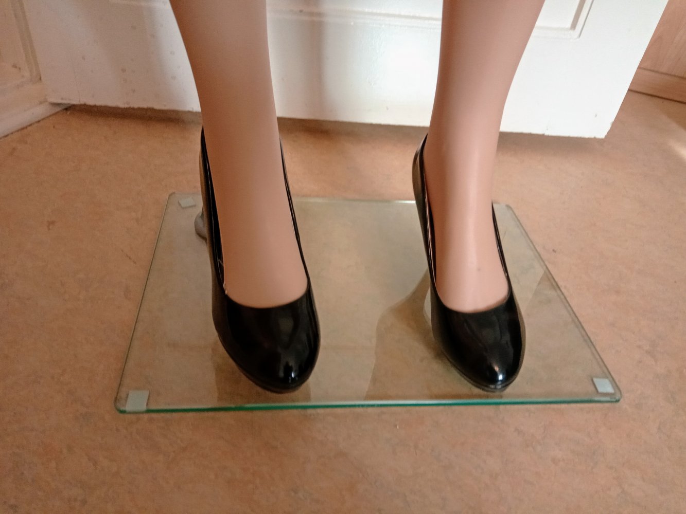 Sehr schöne Lack- Leder Pumps von SPM fun