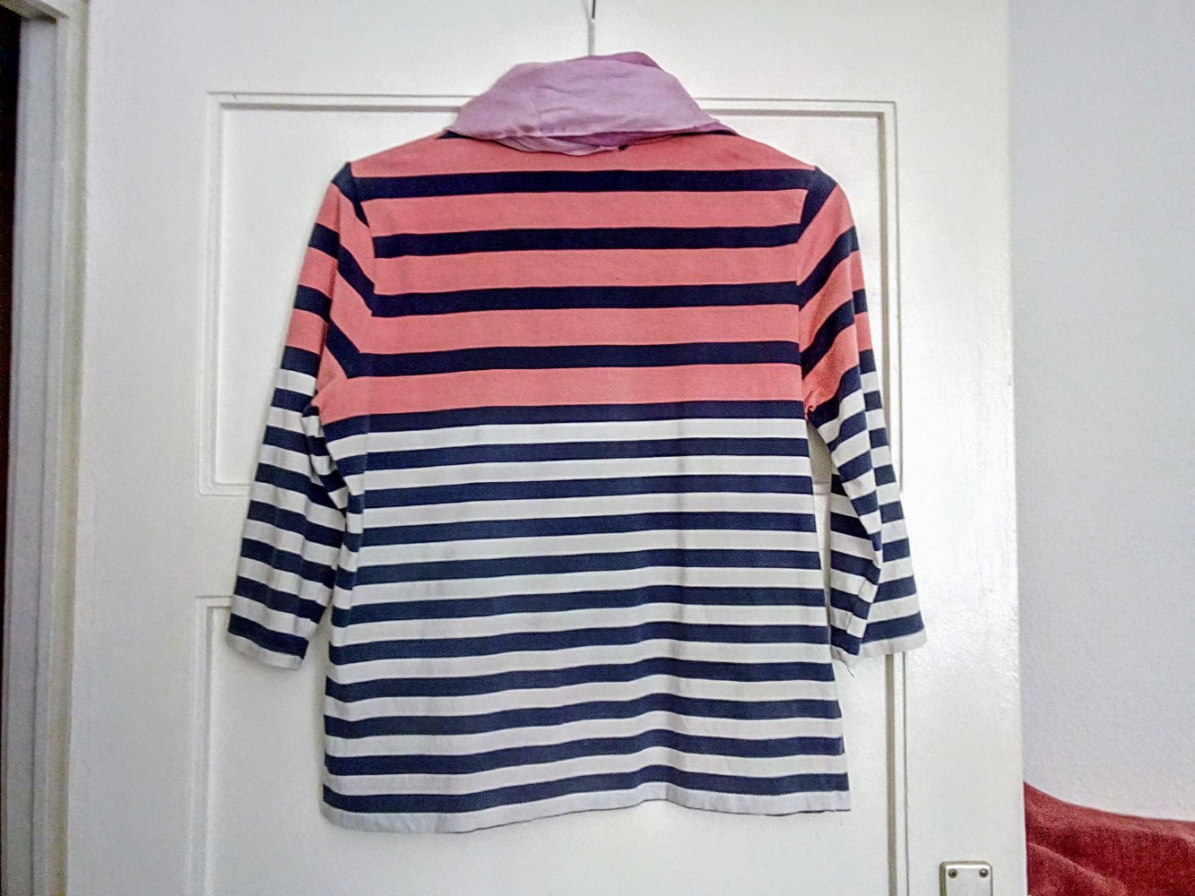 Sehr schönes gestreiftes ¾ arm-Shirt 